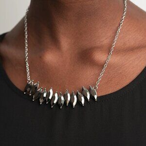 Paparazzi Jewelry Accessories - Icy Intensity - Silver Necklace - Vintage